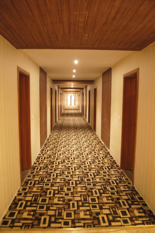 Hotel Le Roi Raipur At Raipur Railway Station Kültér fotó