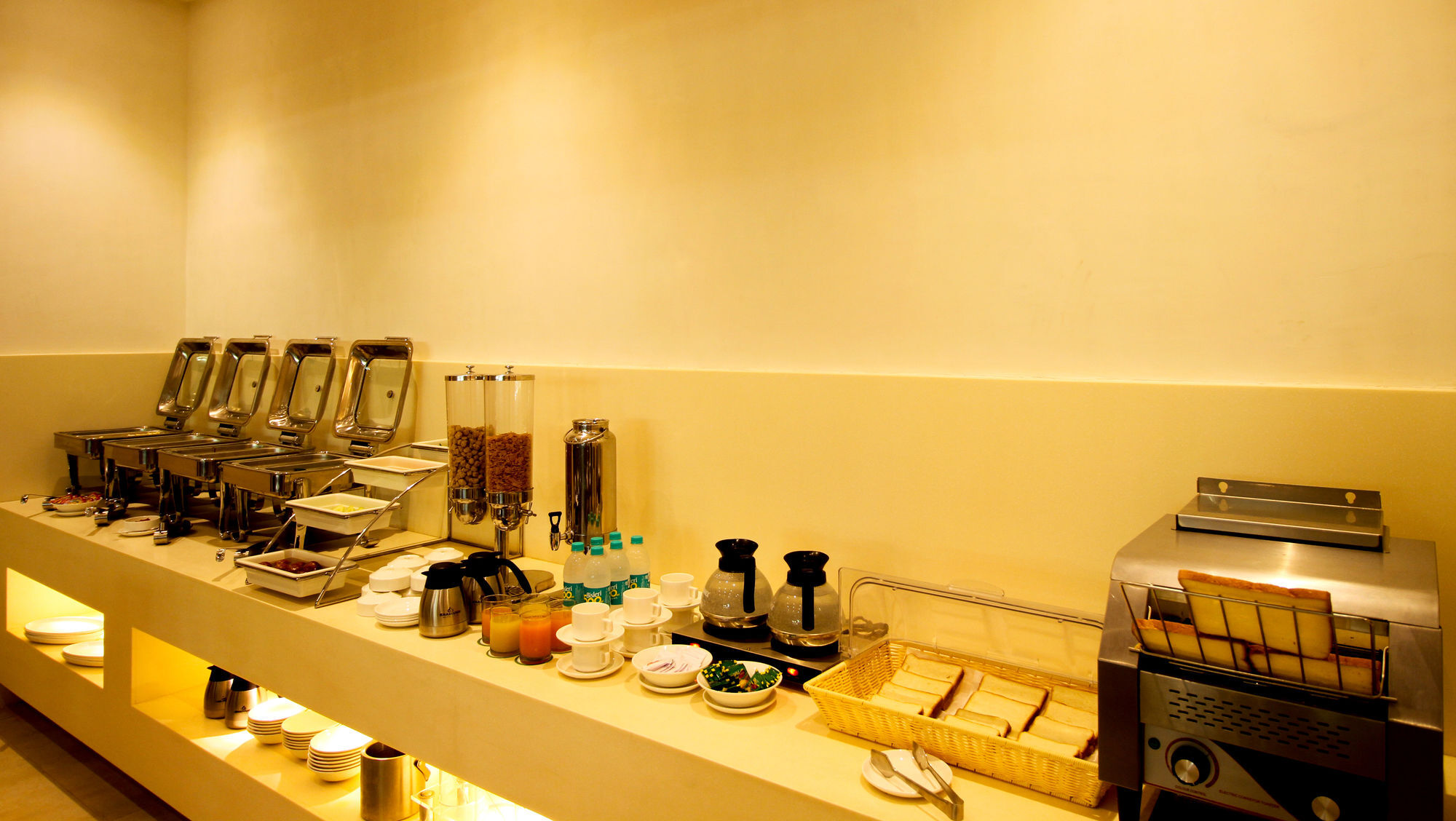 Hotel Le Roi Raipur At Raipur Railway Station Kültér fotó