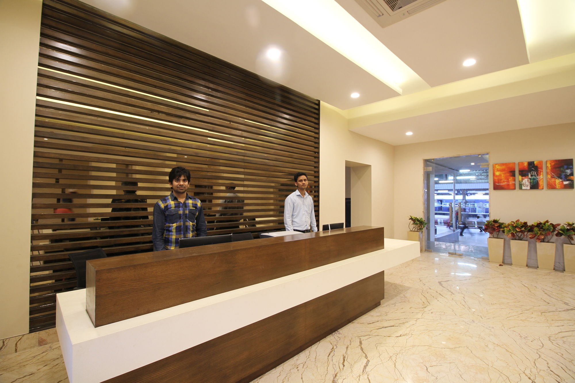 Hotel Le Roi Raipur At Raipur Railway Station Kültér fotó